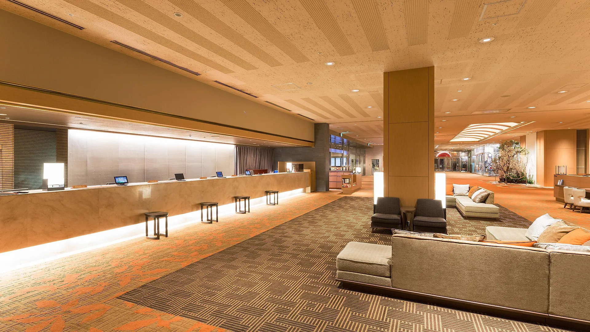 Keio Plaza Hotel Sapporo 5*,